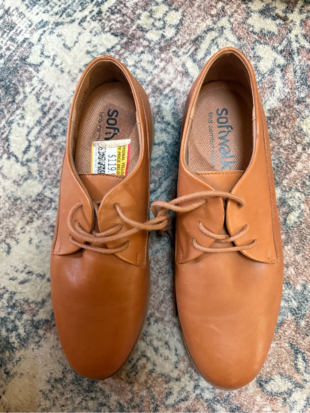 SoftWalk Women’s Tan Leather Lace-Up Oxfords Size 9M NWT